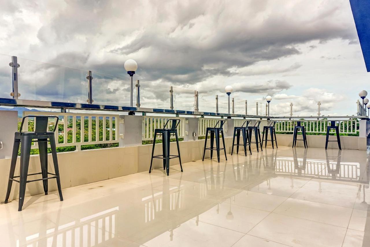 Kirei Hotel Bantaeng Exteriér fotografie