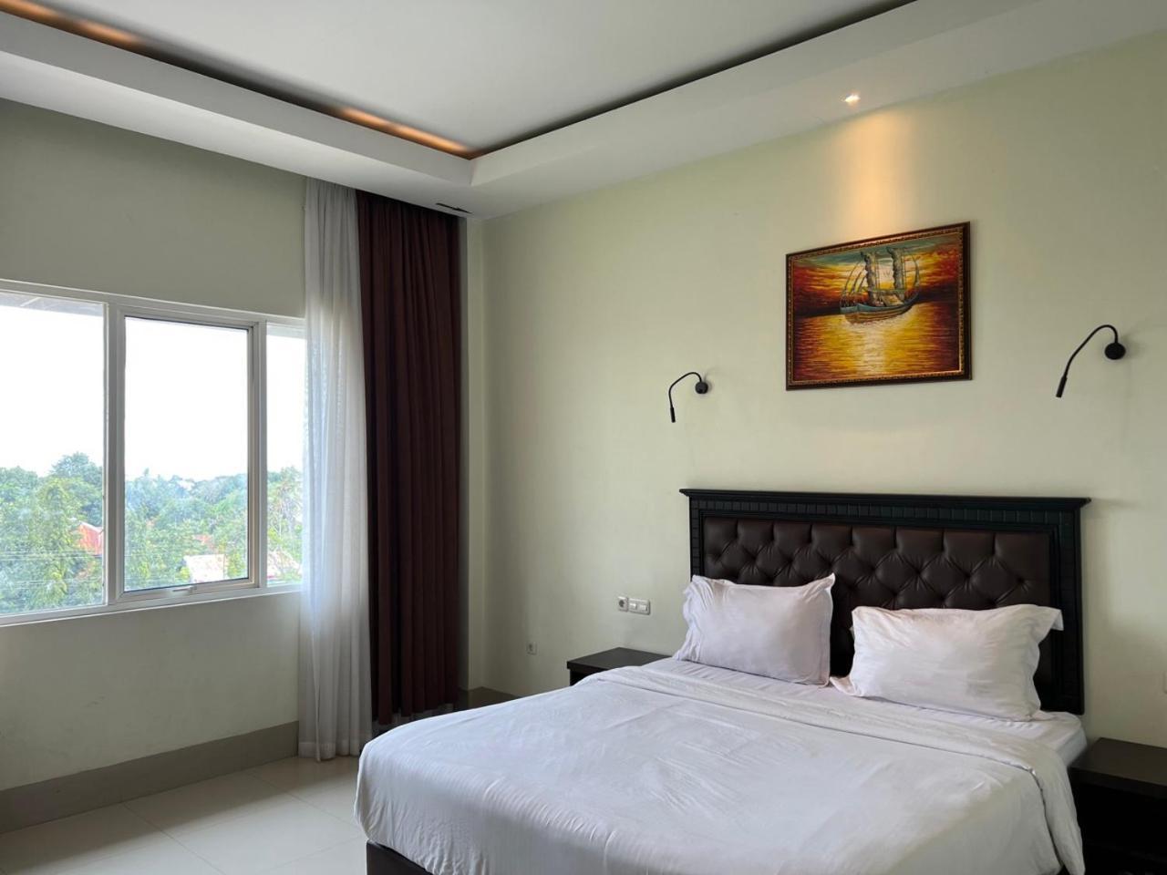 Kirei Hotel Bantaeng Exteriér fotografie